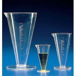 Vaso cónico graduado TPX, 100 ml Kartell